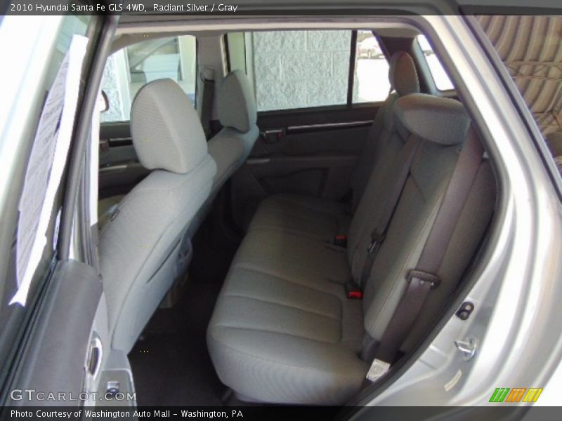 Radiant Silver / Gray 2010 Hyundai Santa Fe GLS 4WD