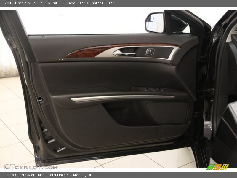 Tuxedo Black / Charcoal Black 2013 Lincoln MKZ 3.7L V6 FWD