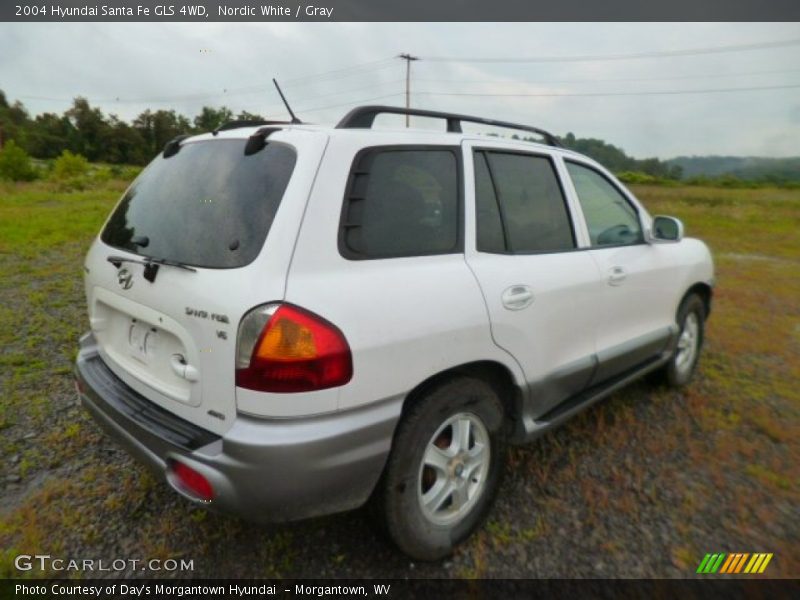 Nordic White / Gray 2004 Hyundai Santa Fe GLS 4WD