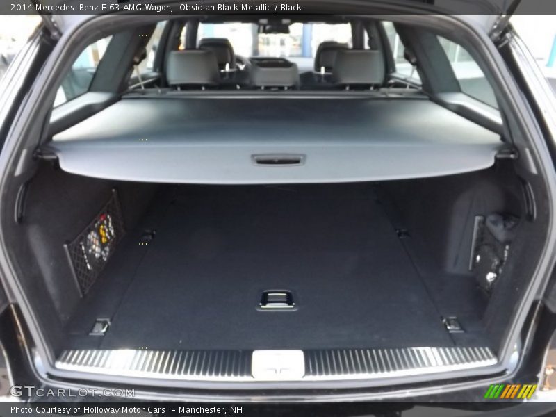  2014 E 63 AMG Wagon Trunk