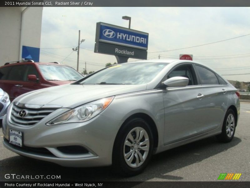 Radiant Silver / Gray 2011 Hyundai Sonata GLS