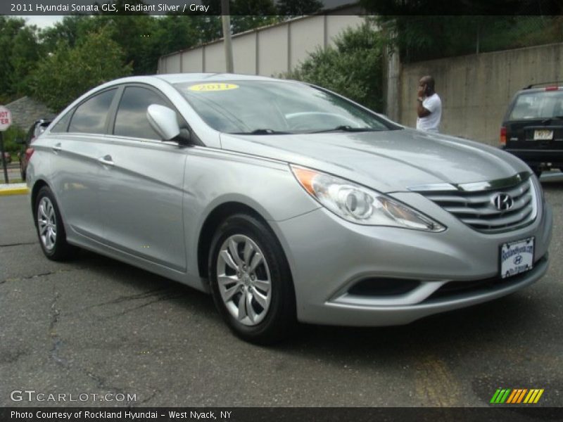Radiant Silver / Gray 2011 Hyundai Sonata GLS
