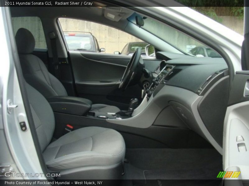 Radiant Silver / Gray 2011 Hyundai Sonata GLS