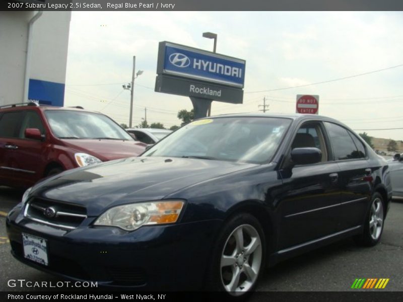 Regal Blue Pearl / Ivory 2007 Subaru Legacy 2.5i Sedan