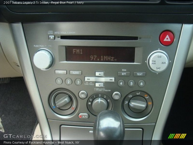 Regal Blue Pearl / Ivory 2007 Subaru Legacy 2.5i Sedan