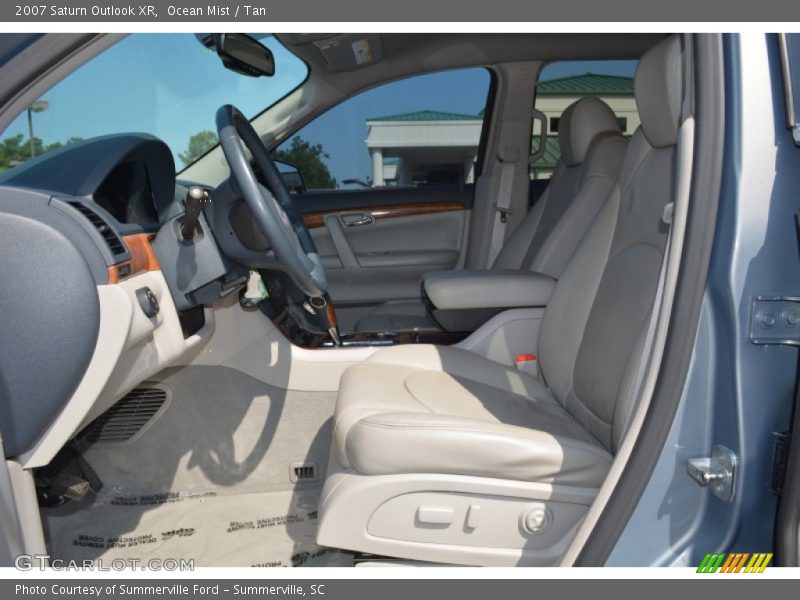 Ocean Mist / Tan 2007 Saturn Outlook XR