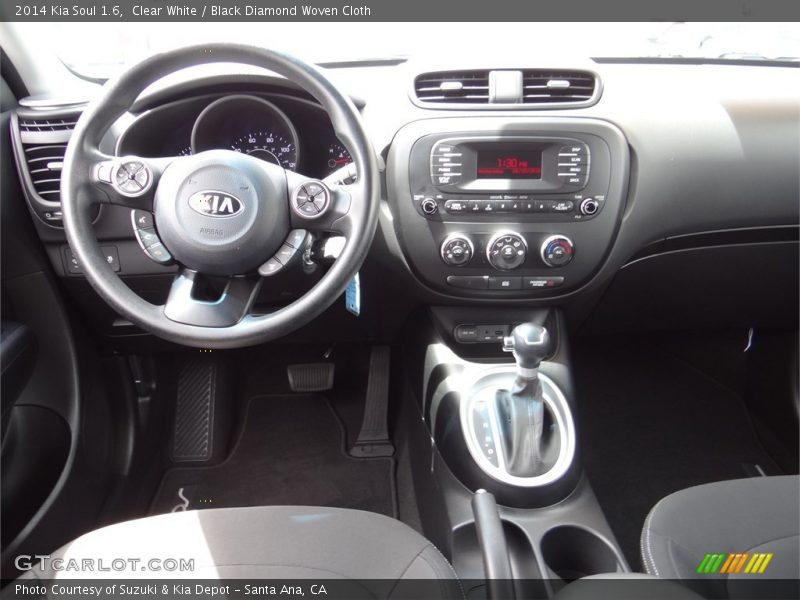 Clear White / Black Diamond Woven Cloth 2014 Kia Soul 1.6
