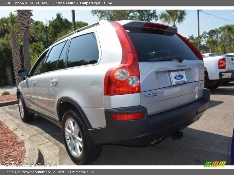 Silver Metallic / Taupe/Light Taupe 2005 Volvo XC90 V8 AWD