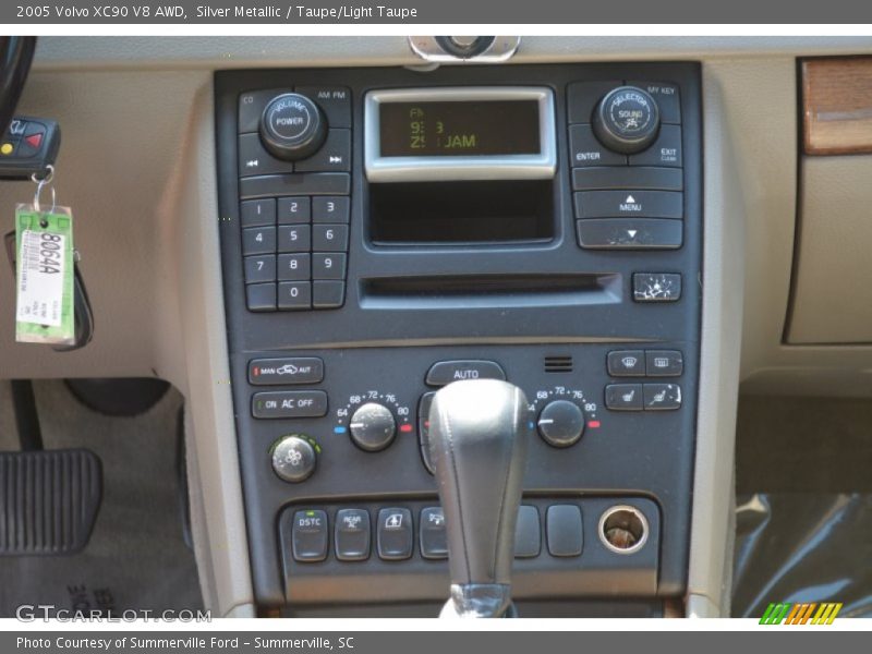 Silver Metallic / Taupe/Light Taupe 2005 Volvo XC90 V8 AWD