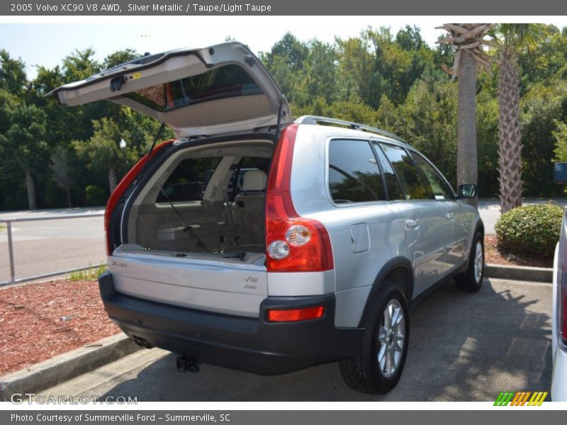 Silver Metallic / Taupe/Light Taupe 2005 Volvo XC90 V8 AWD