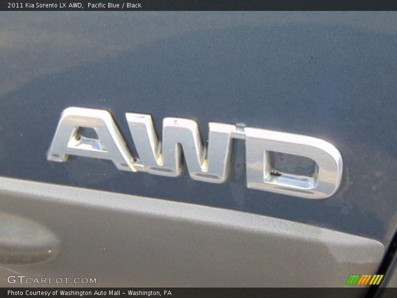Pacific Blue / Black 2011 Kia Sorento LX AWD