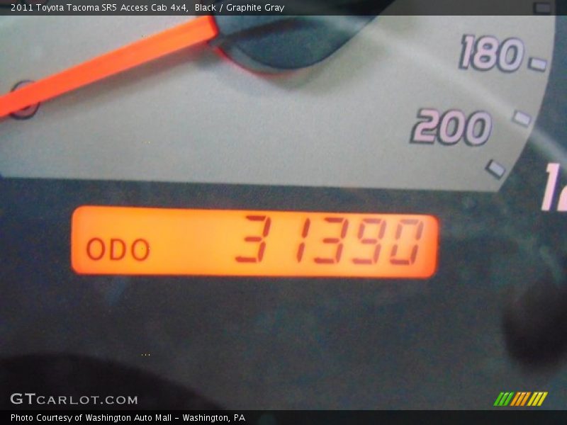 Black / Graphite Gray 2011 Toyota Tacoma SR5 Access Cab 4x4