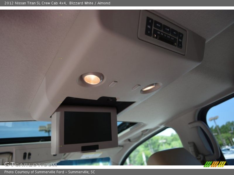 Blizzard White / Almond 2012 Nissan Titan SL Crew Cab 4x4