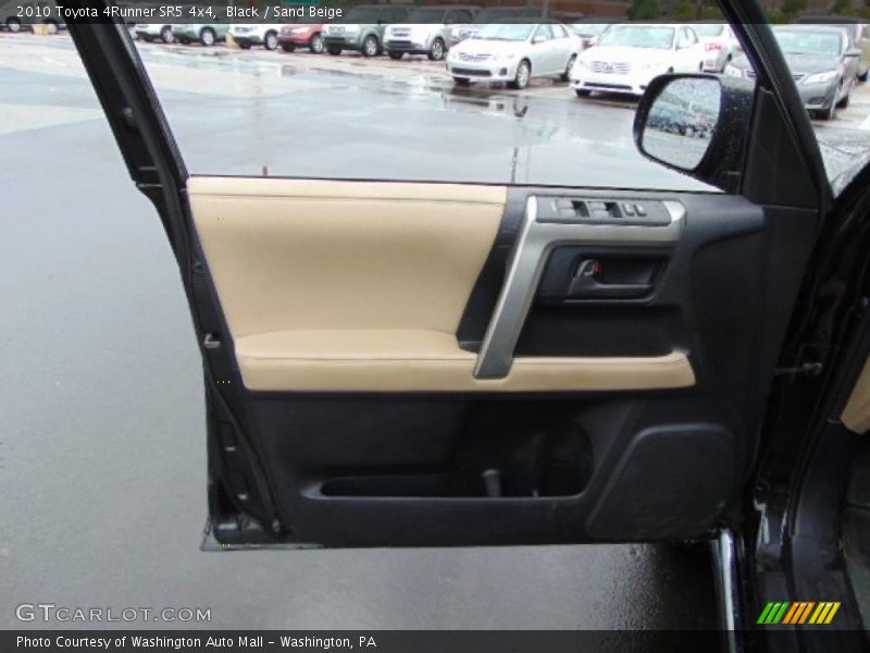 Black / Sand Beige 2010 Toyota 4Runner SR5 4x4
