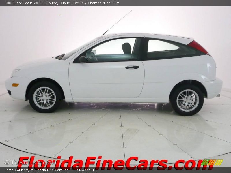 Cloud 9 White / Charcoal/Light Flint 2007 Ford Focus ZX3 SE Coupe