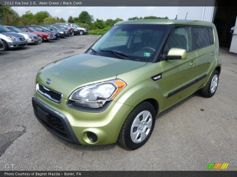 Alien Green / Black Cloth 2012 Kia Soul 1.6