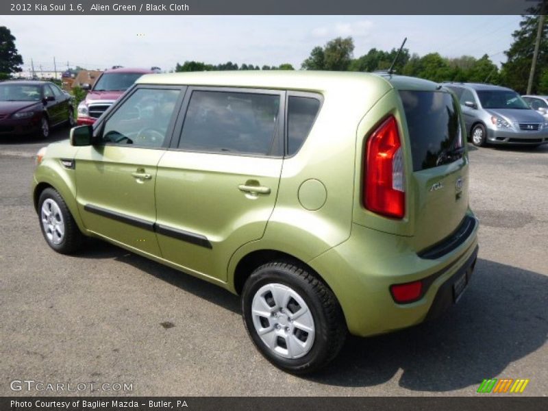 Alien Green / Black Cloth 2012 Kia Soul 1.6