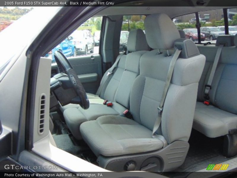 Front Seat of 2005 F150 STX SuperCab 4x4