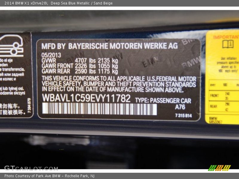 Deep Sea Blue Metallic / Sand Beige 2014 BMW X1 xDrive28i