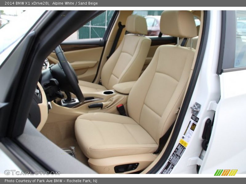 Alpine White / Sand Beige 2014 BMW X1 xDrive28i