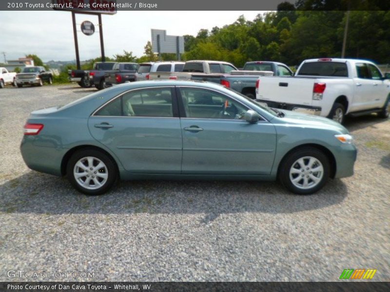 Aloe Green Metallic / Bisque 2010 Toyota Camry LE