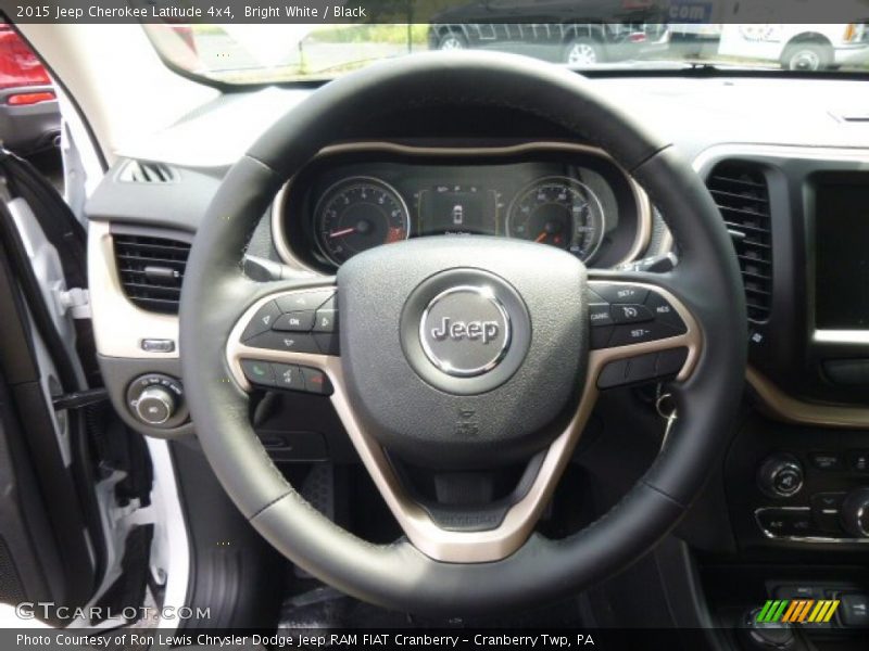 Bright White / Black 2015 Jeep Cherokee Latitude 4x4