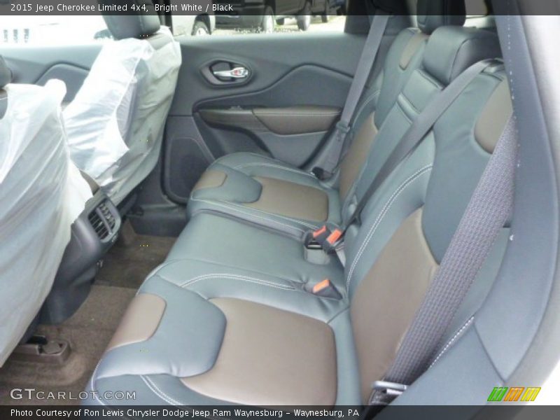 Bright White / Black 2015 Jeep Cherokee Limited 4x4