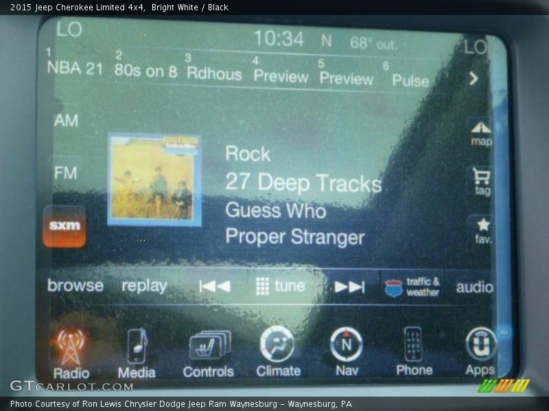 Bright White / Black 2015 Jeep Cherokee Limited 4x4