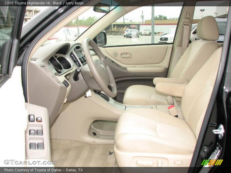 Black / Ivory Beige 2006 Toyota Highlander I4