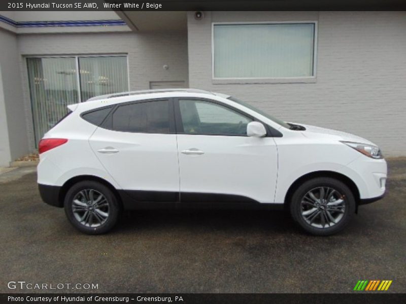 Winter White / Beige 2015 Hyundai Tucson SE AWD