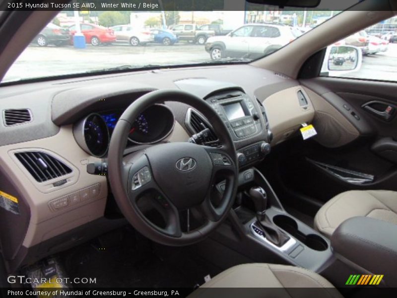 Winter White / Beige 2015 Hyundai Tucson SE AWD