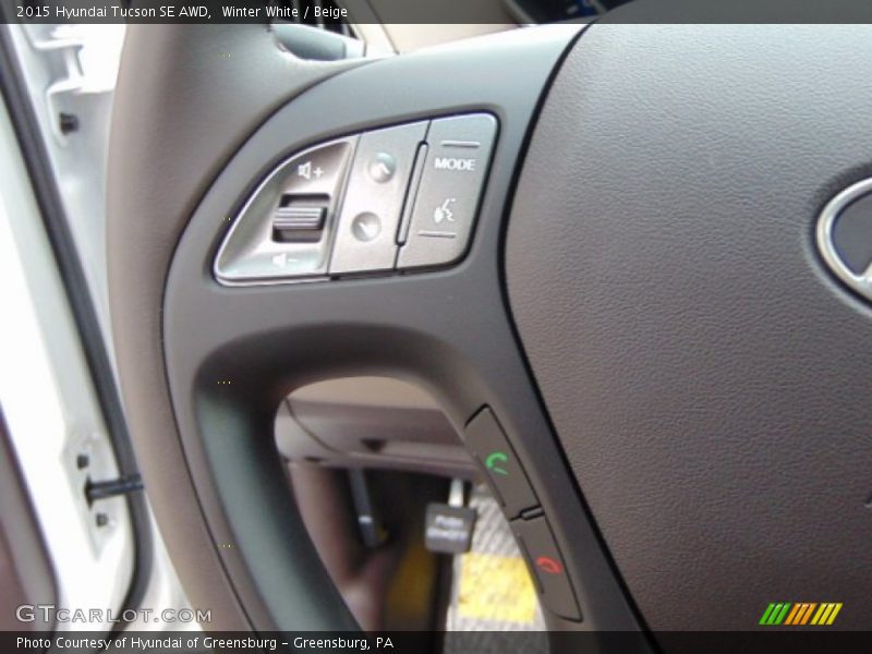 Winter White / Beige 2015 Hyundai Tucson SE AWD