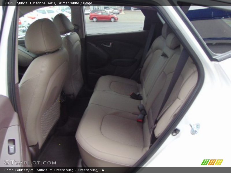 Winter White / Beige 2015 Hyundai Tucson SE AWD