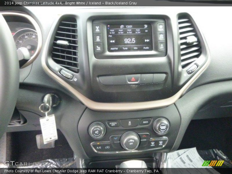 Bright White / Iceland - Black/Iceland Gray 2014 Jeep Cherokee Latitude 4x4