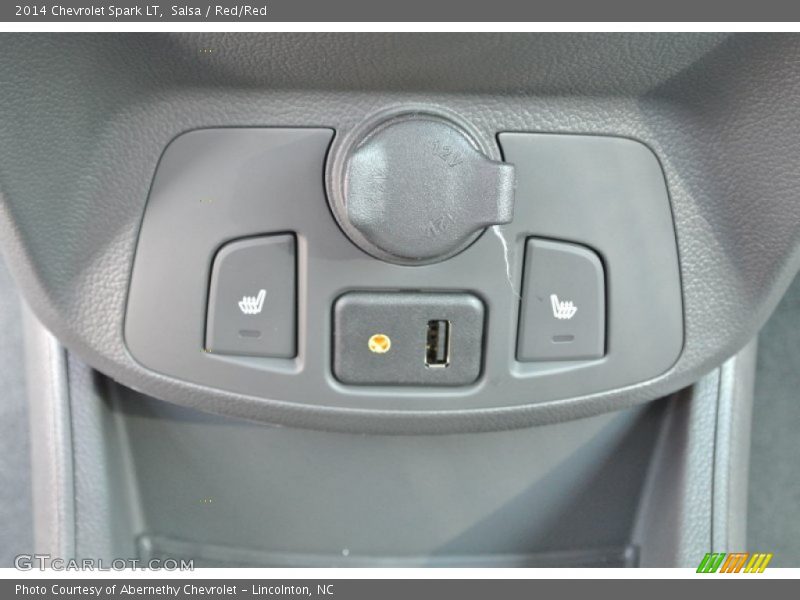 Salsa / Red/Red 2014 Chevrolet Spark LT