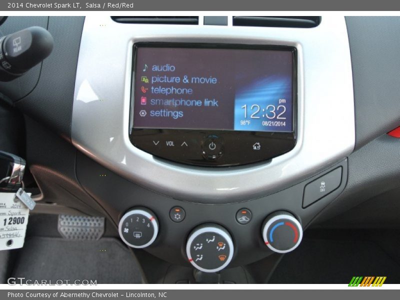 Salsa / Red/Red 2014 Chevrolet Spark LT