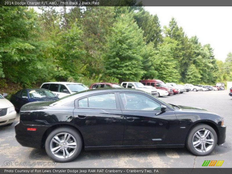 Pitch Black / Black/Red 2014 Dodge Charger R/T AWD