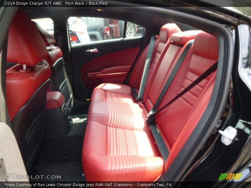 Pitch Black / Black/Red 2014 Dodge Charger R/T AWD