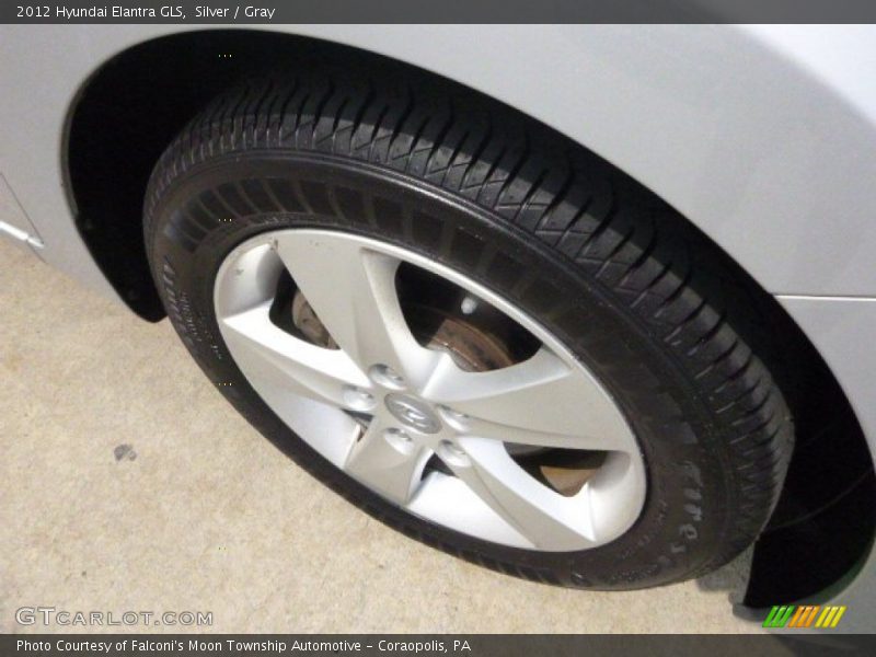 Silver / Gray 2012 Hyundai Elantra GLS
