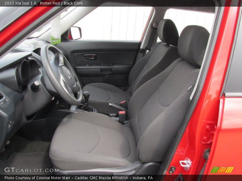 Molten Red / Black Cloth 2013 Kia Soul 1.6