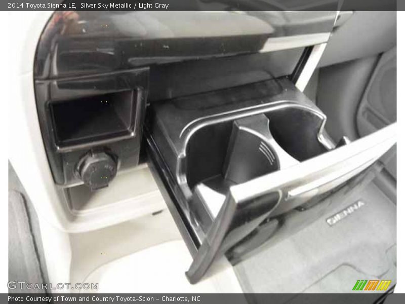 Silver Sky Metallic / Light Gray 2014 Toyota Sienna LE