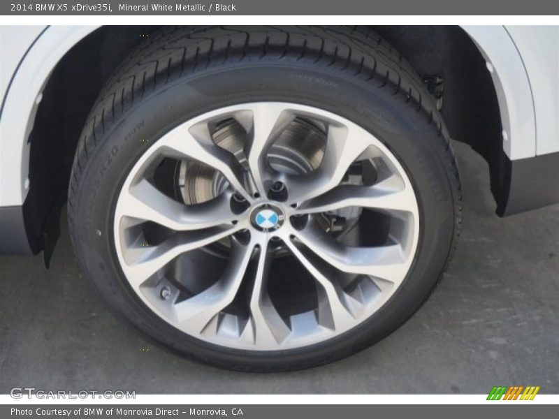 Mineral White Metallic / Black 2014 BMW X5 xDrive35i