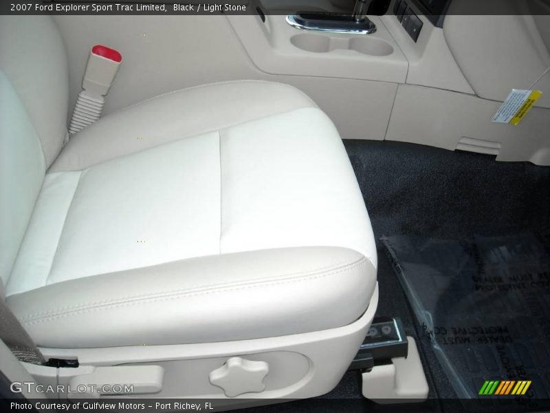 Black / Light Stone 2007 Ford Explorer Sport Trac Limited