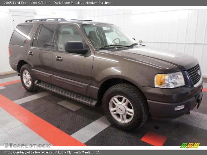 Dark Stone Metallic / Medium Parchment 2005 Ford Expedition XLT 4x4
