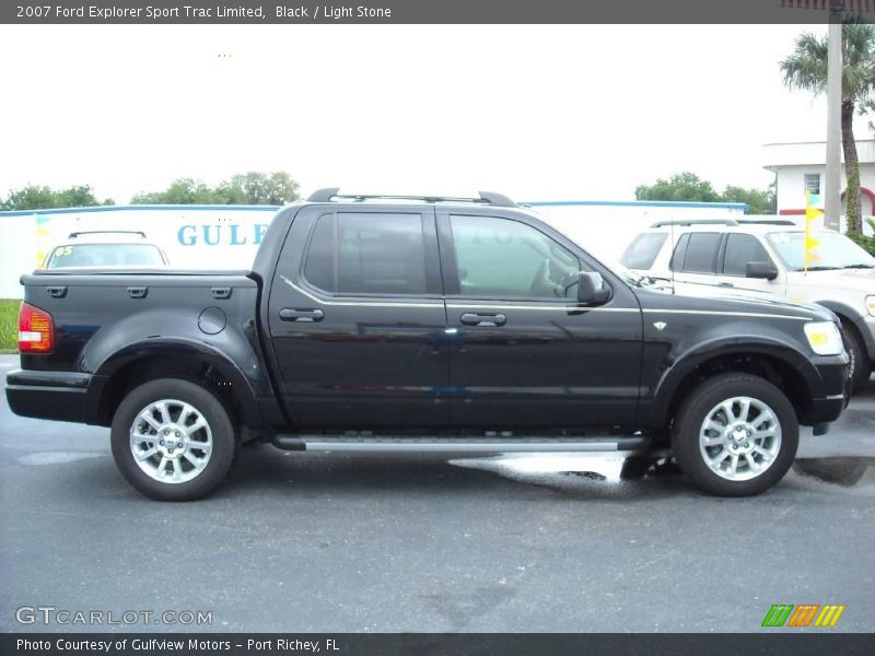 Black / Light Stone 2007 Ford Explorer Sport Trac Limited