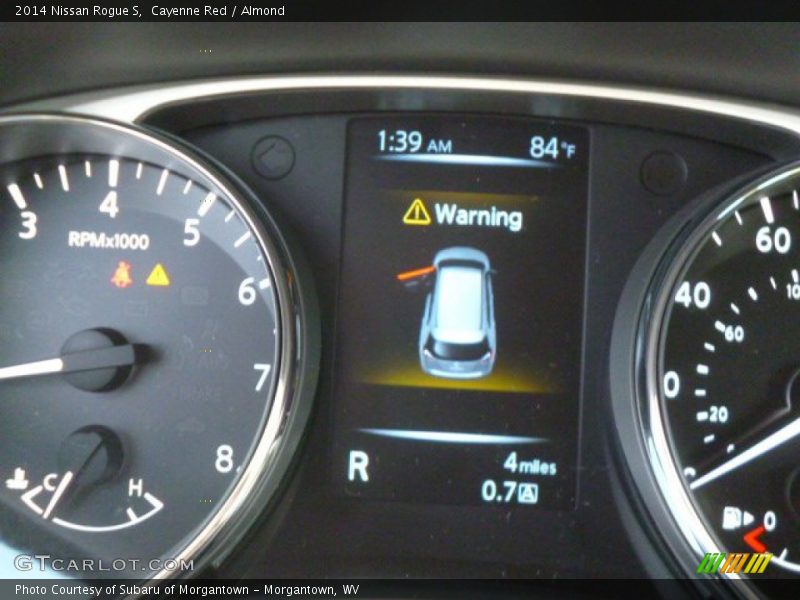 Cayenne Red / Almond 2014 Nissan Rogue S