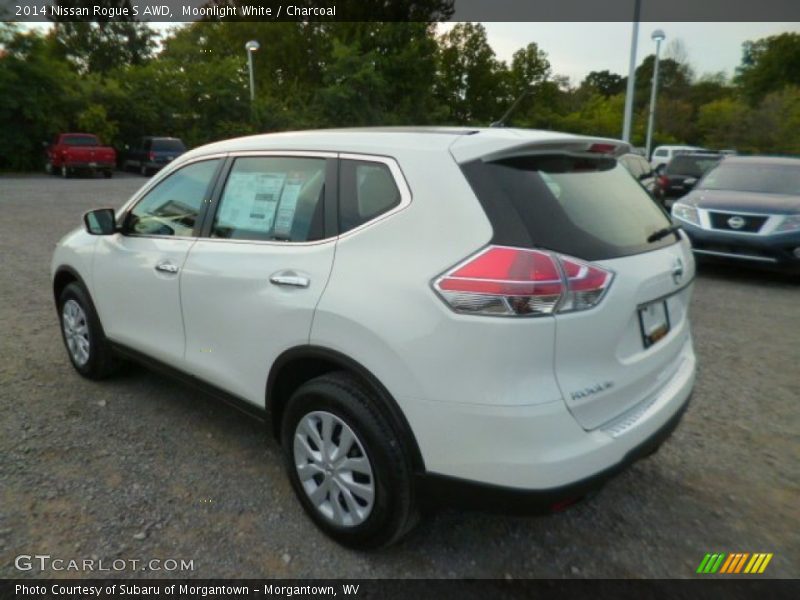 Moonlight White / Charcoal 2014 Nissan Rogue S AWD
