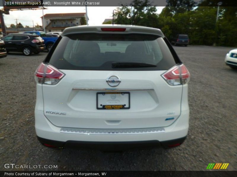 Moonlight White / Charcoal 2014 Nissan Rogue S AWD