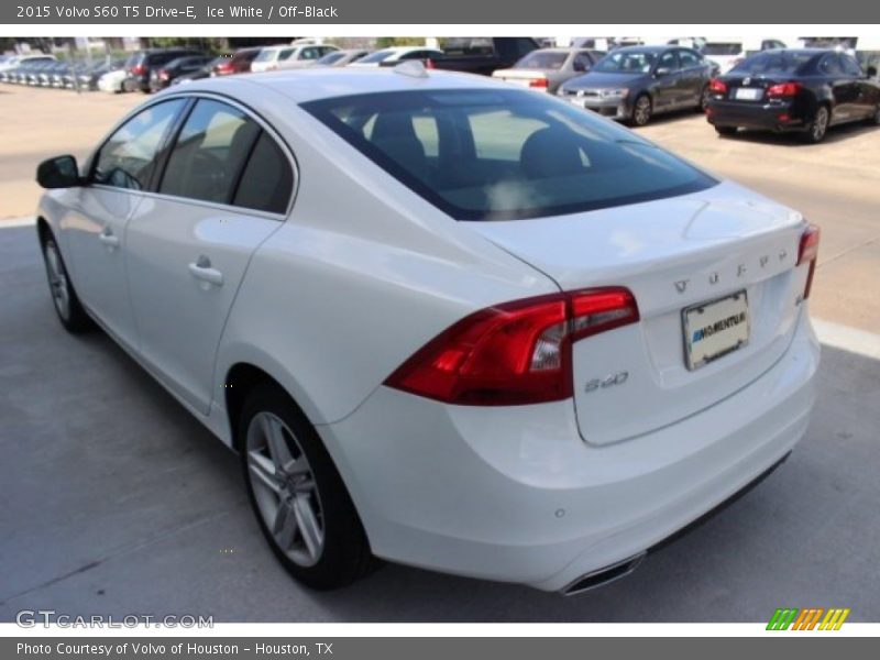 Ice White / Off-Black 2015 Volvo S60 T5 Drive-E