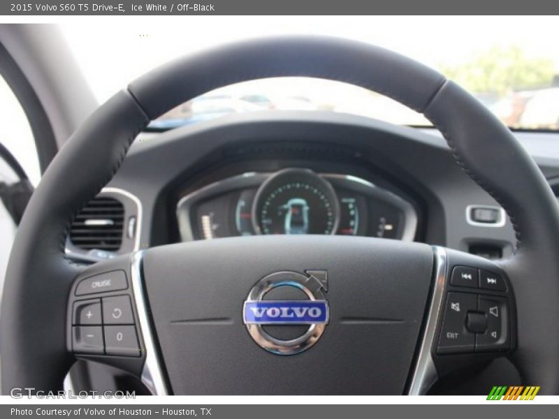 Ice White / Off-Black 2015 Volvo S60 T5 Drive-E